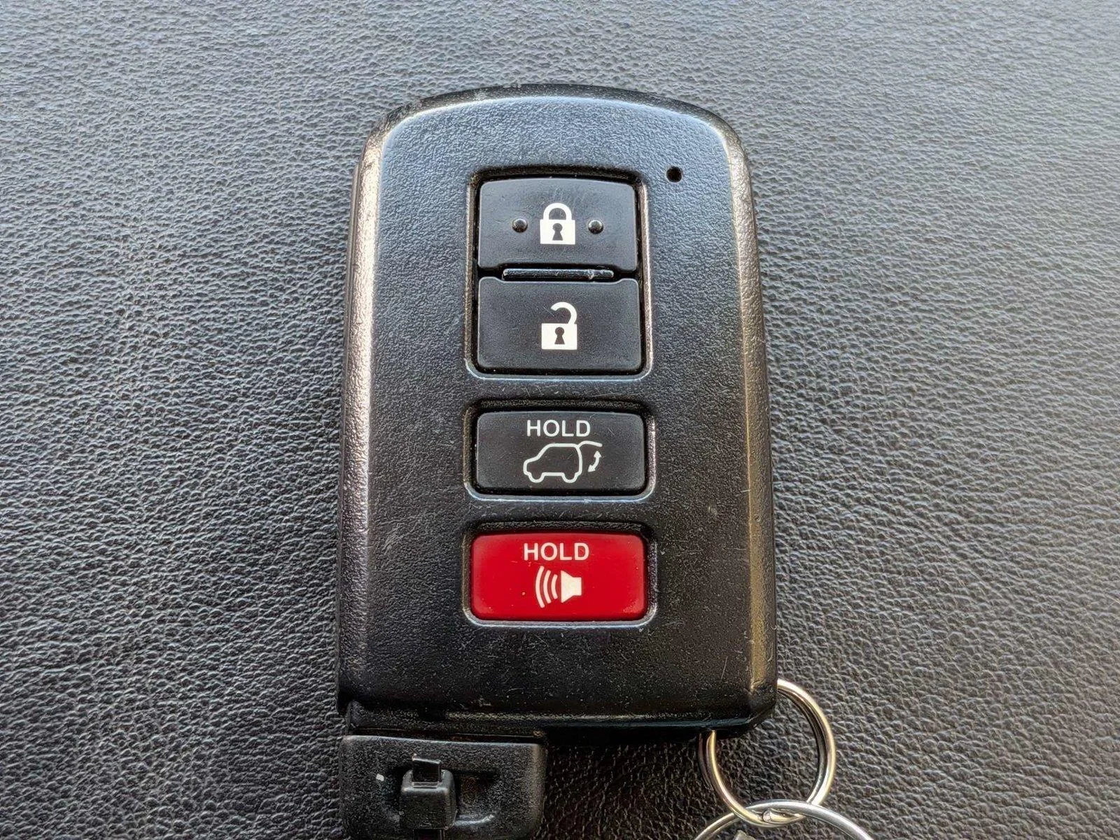 Used 2015 Gray Toyota Limited image 34