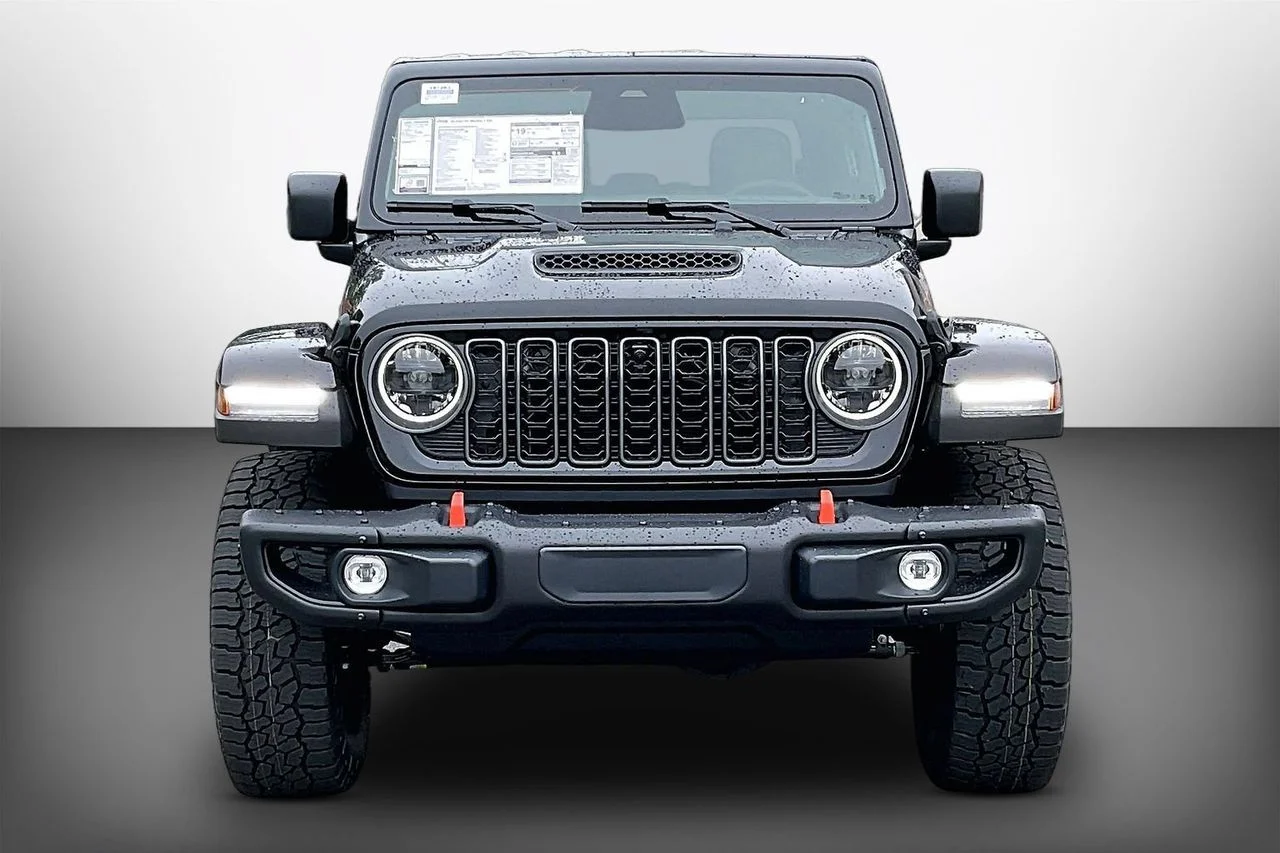 New 2026 Black Clearcoat Jeep Mojave X image 3