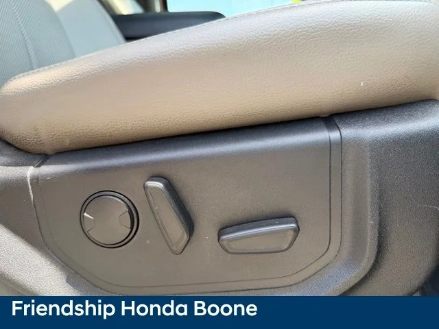 Used 2019 Red Ford Lariat image 47