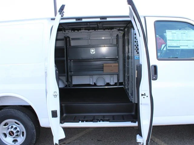 2026 GMC Savana Cargo Work Van - Photo 21