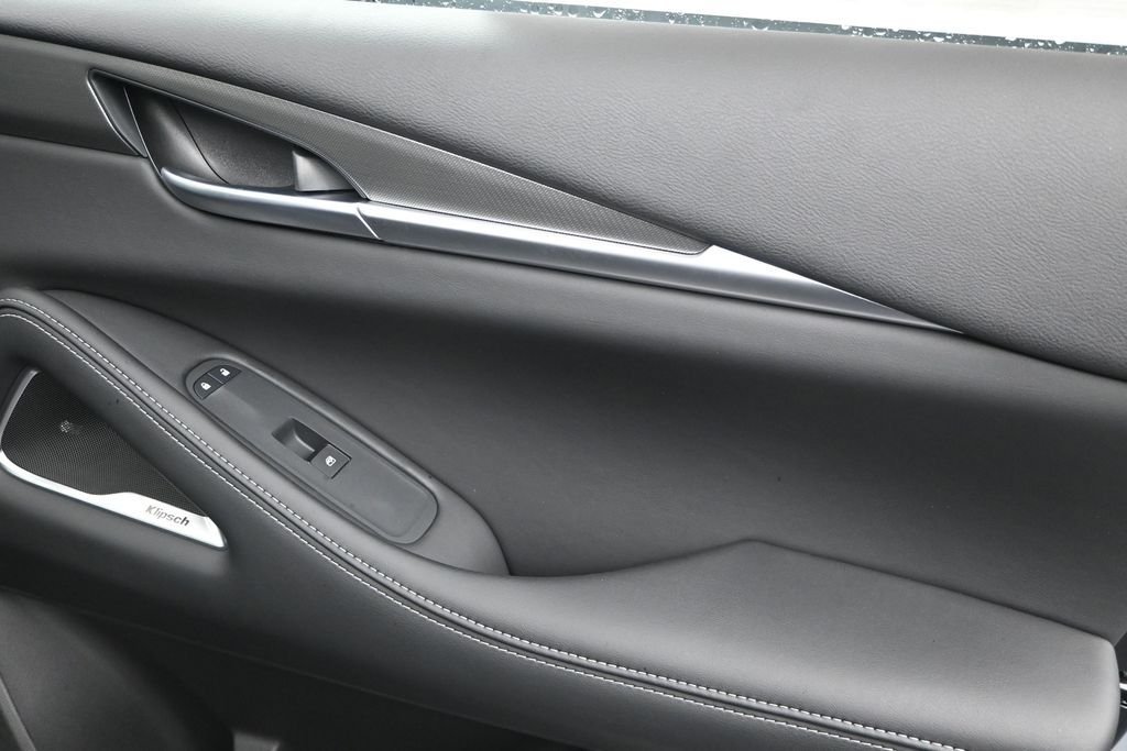 New 2027 Black INFINITI LUXE image 15