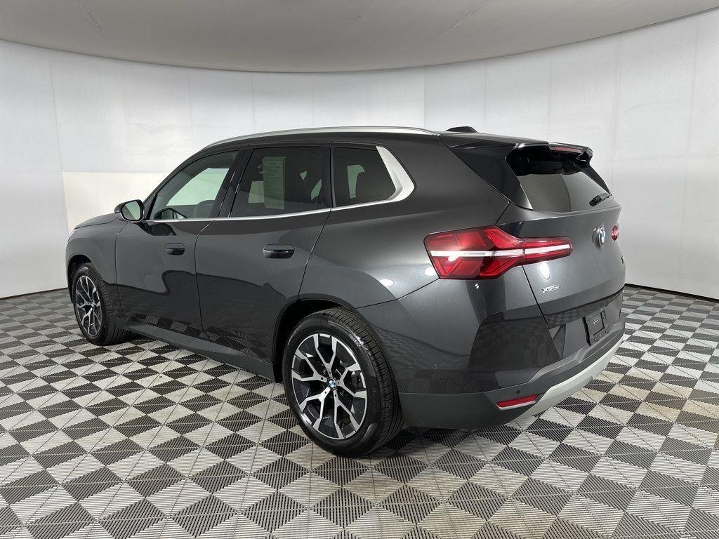 New 2026 Dark Graphite BMW 30 xDrive image 21