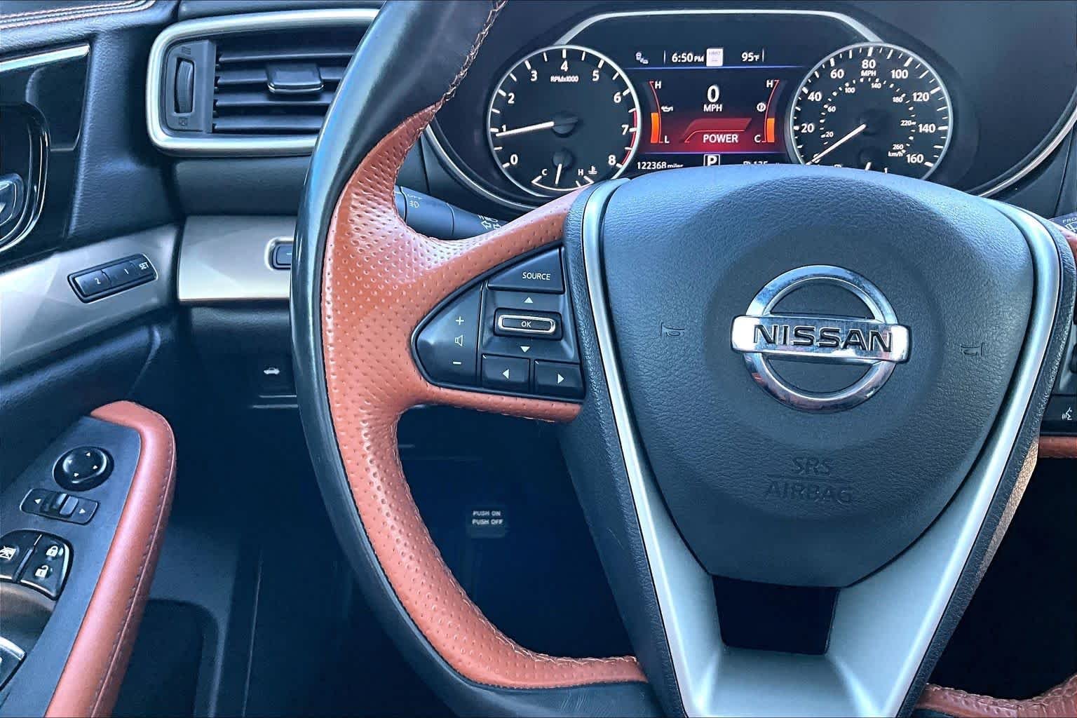 Used 2020 Super Black Nissan Platinum image 21
