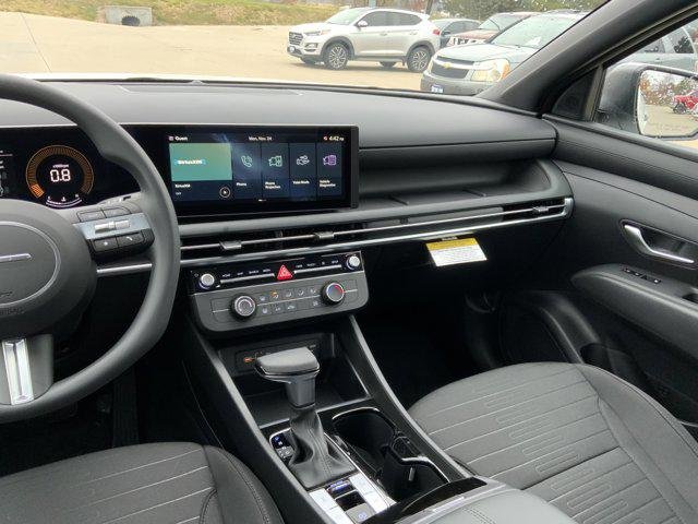 New 2026 Atlas White Hyundai SE AWD image 7