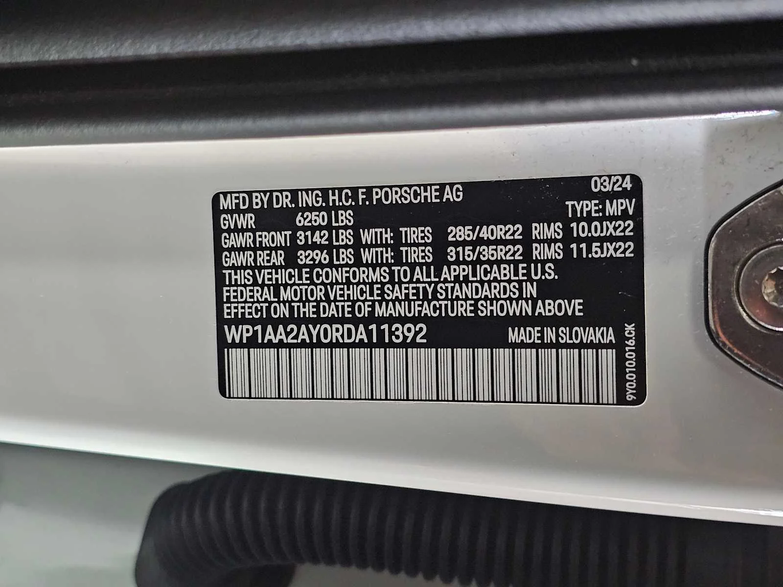 Used 2024 Carrara White Metallic Porsche  image 31
