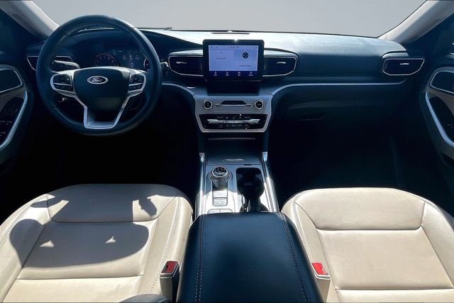2023 Ford Explorer XLT - Photo 16