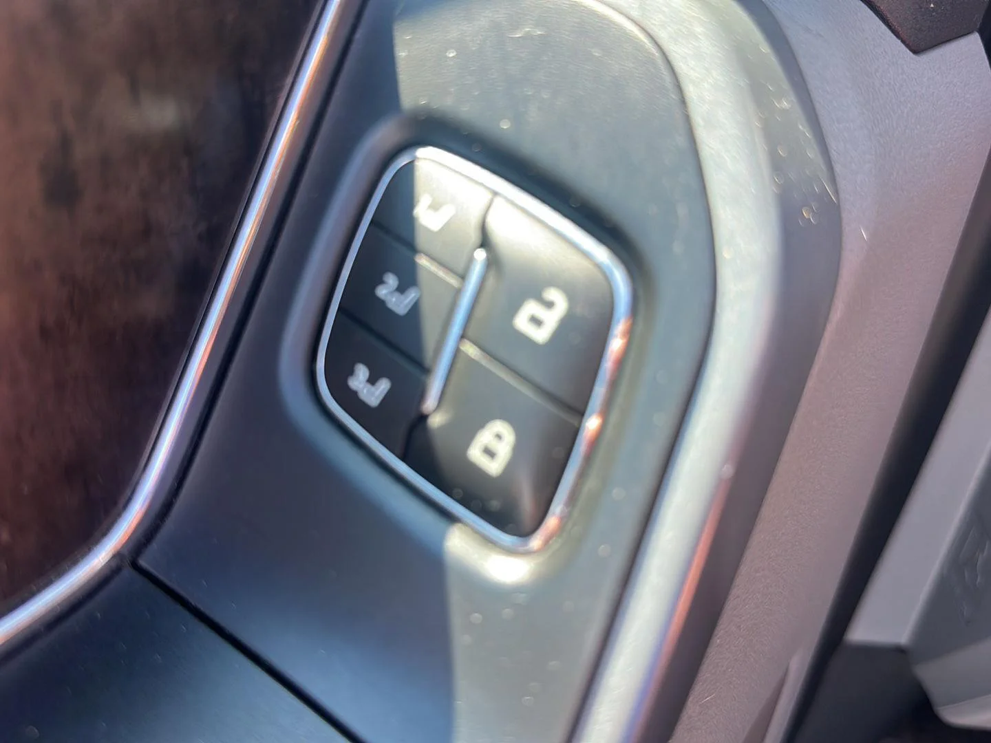 Used 2023 Agate Black Ford LARIAT image 28