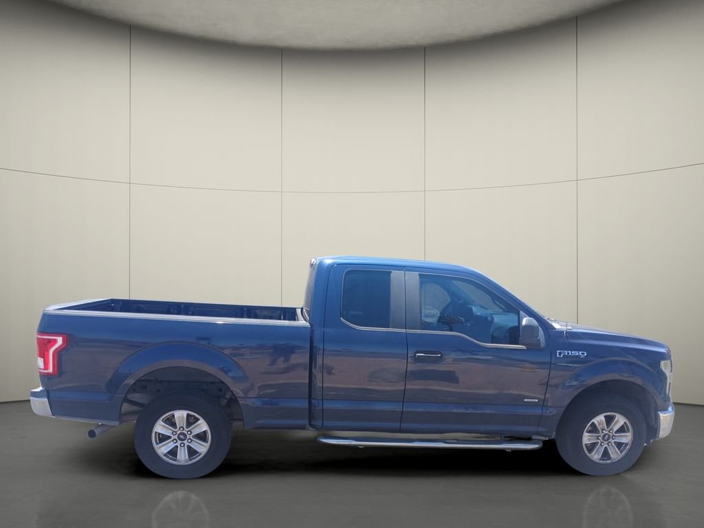 Used 2015 Blue Ford XL image 8