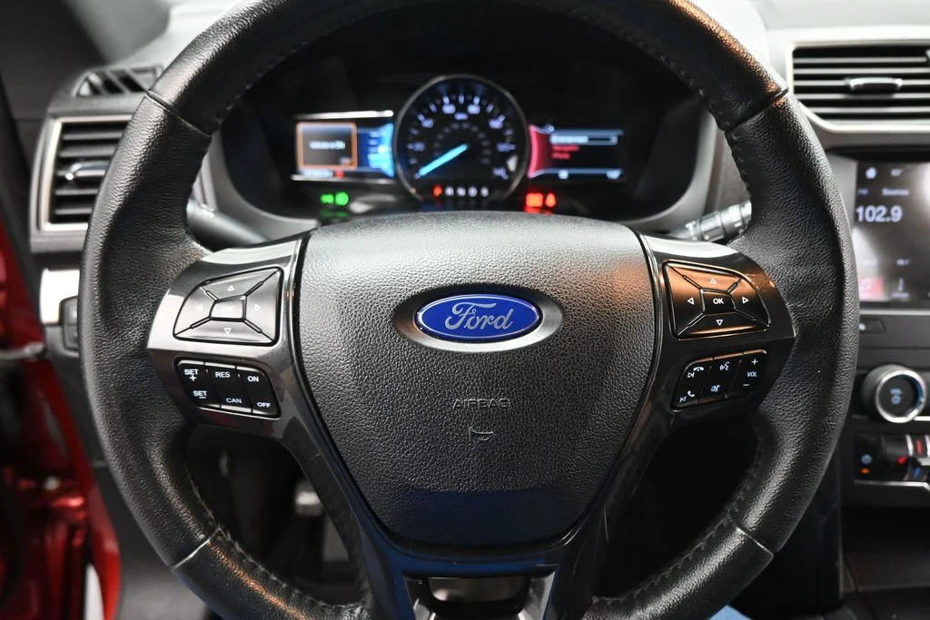 Certified Used 2019 Red Ford XLT image 17