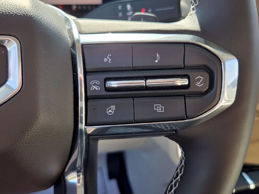 Used 2026 Sterling Metallic GMC Denali image 26