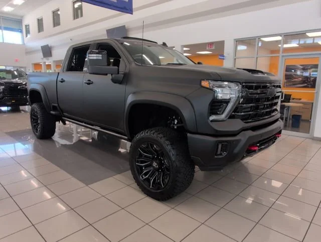 2026 Chevrolet Silverado HD LTZ 4WD Crew Cab Standard Box's photo