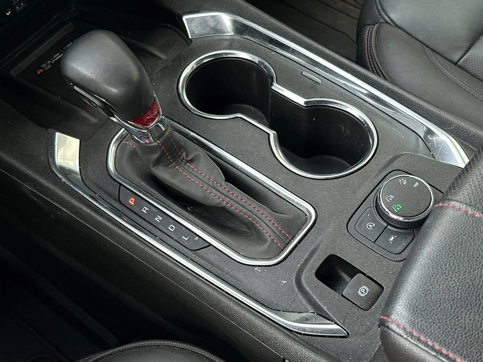 Used 2023 Summit White Chevrolet RS image 21