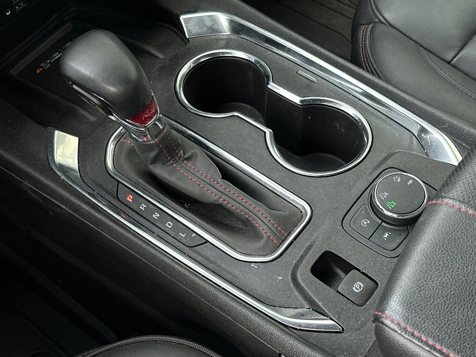 Used 2023 Summit White Chevrolet RS image 21