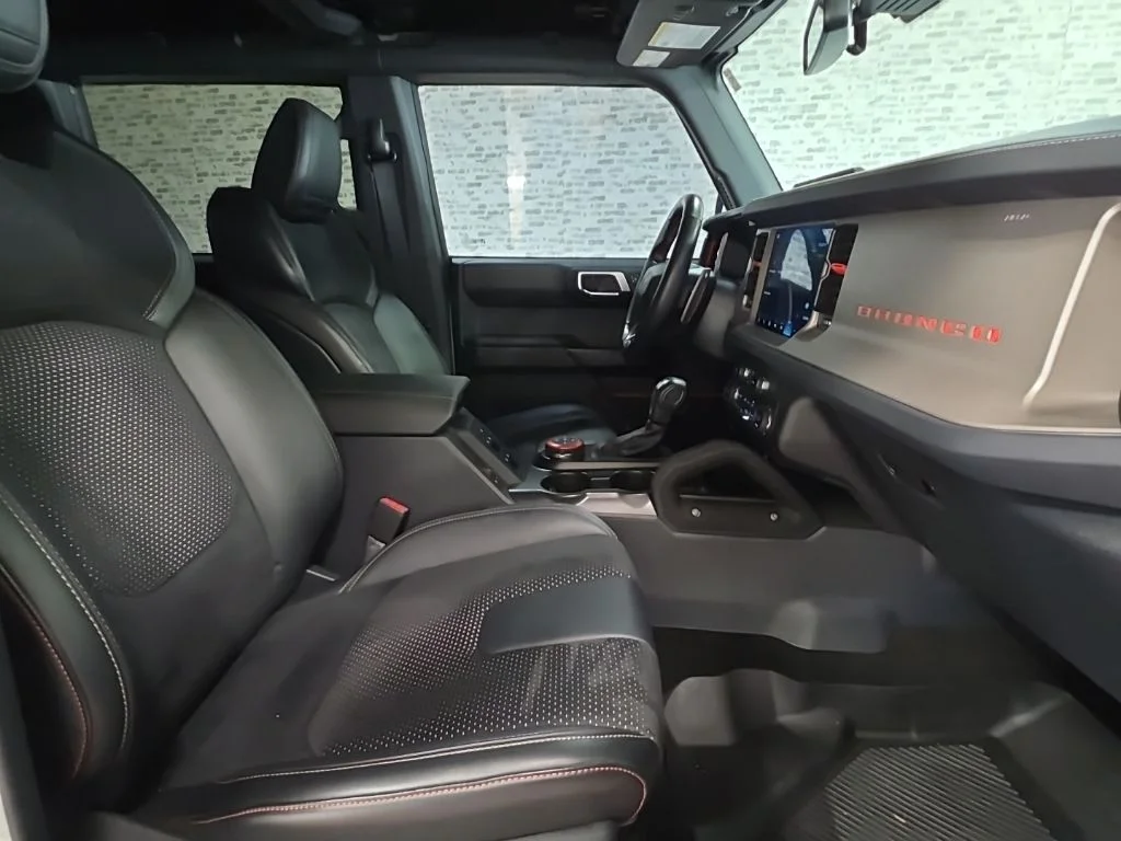 Used 2023 Gray Ford Raptor image 9