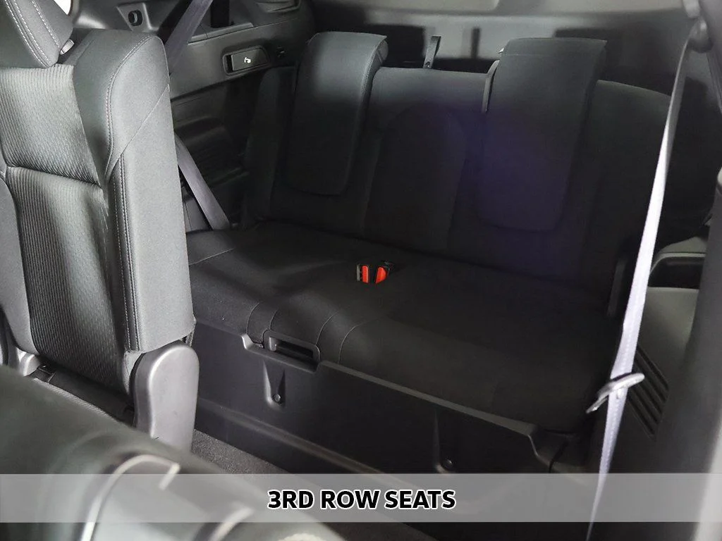 New 2026 Black Mitsubishi ES image 8