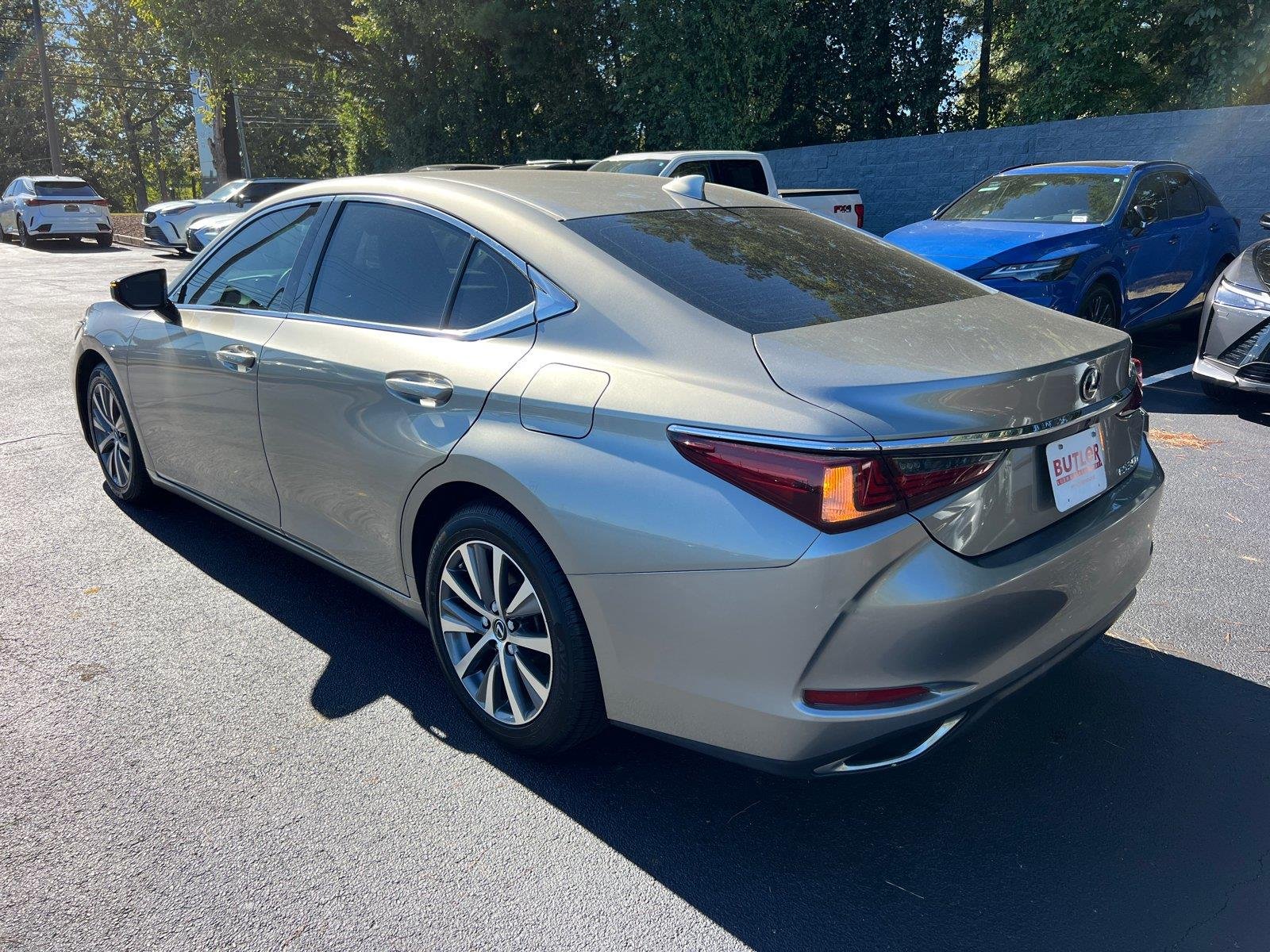 Used 2019 Atomic Silver Lexus ES 350 image 7