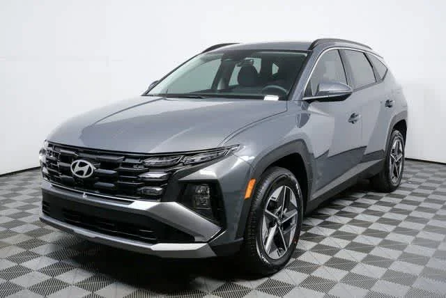 New 2026 Ecotronic Gray Hyundai SEL Convenience image 4