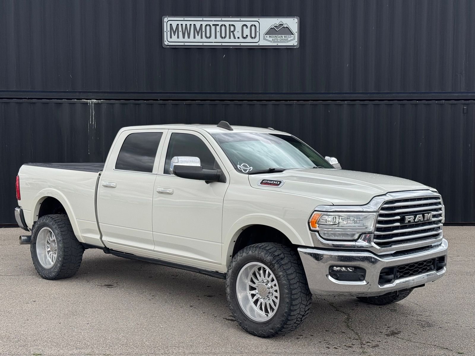 2022 RAM 2500 Laramie Longhorn 4X4 Crew Cab SWB's photo