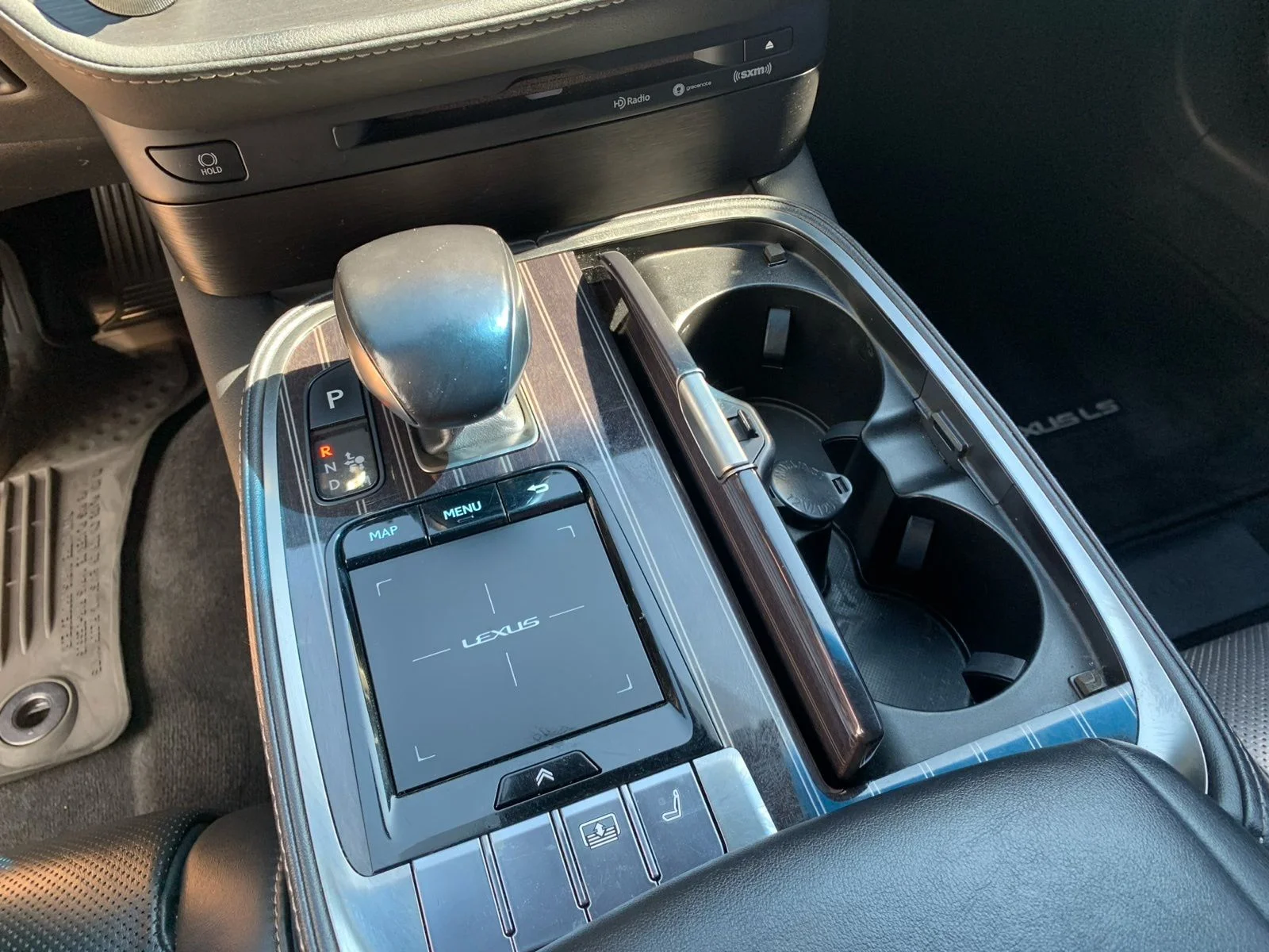 2019 Lexus LS Base - Photo 14