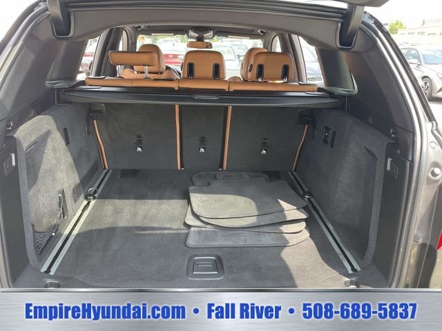 Used 2021 Jet Black BMW xDrive30i image 7