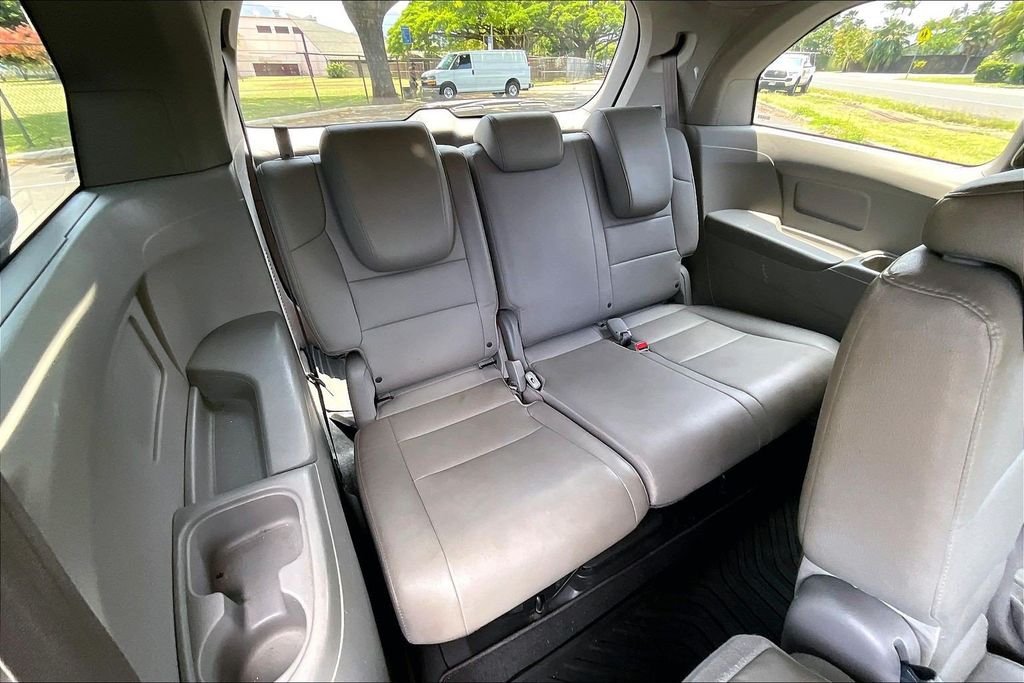 Used 2015 Gray Honda EX-L image 30