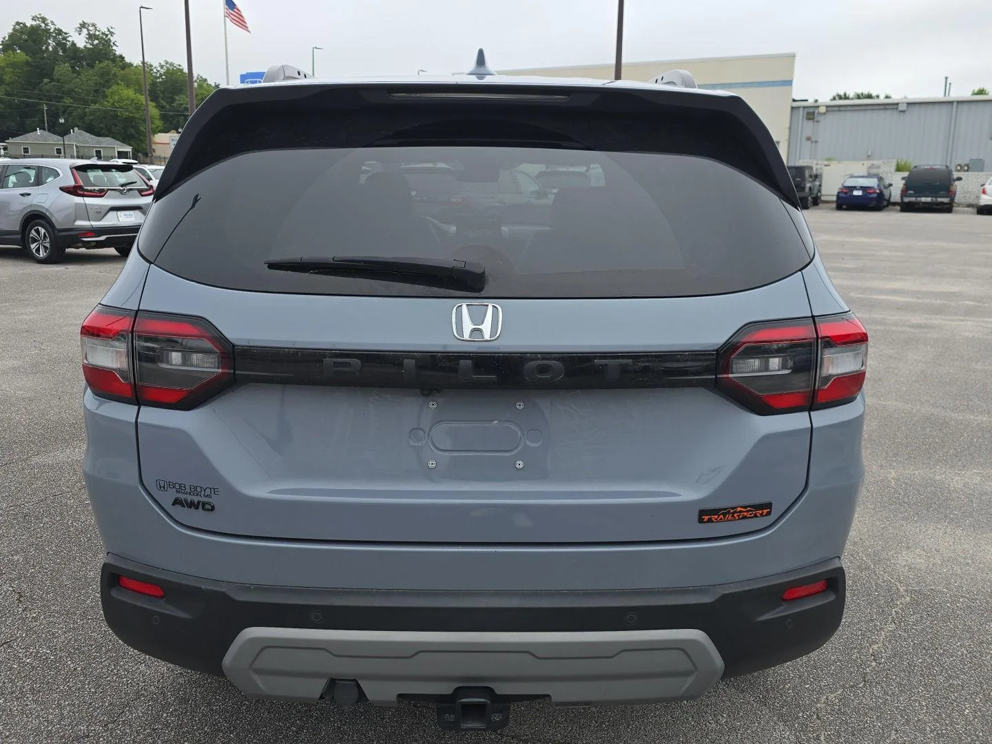 Used 2023 Sonic Gray Pearl Honda TrailSport image 4