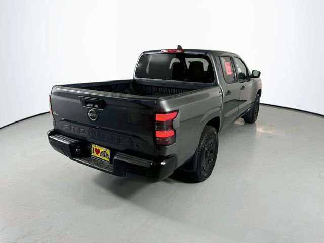Used 2022 Gray Nissan S image 9