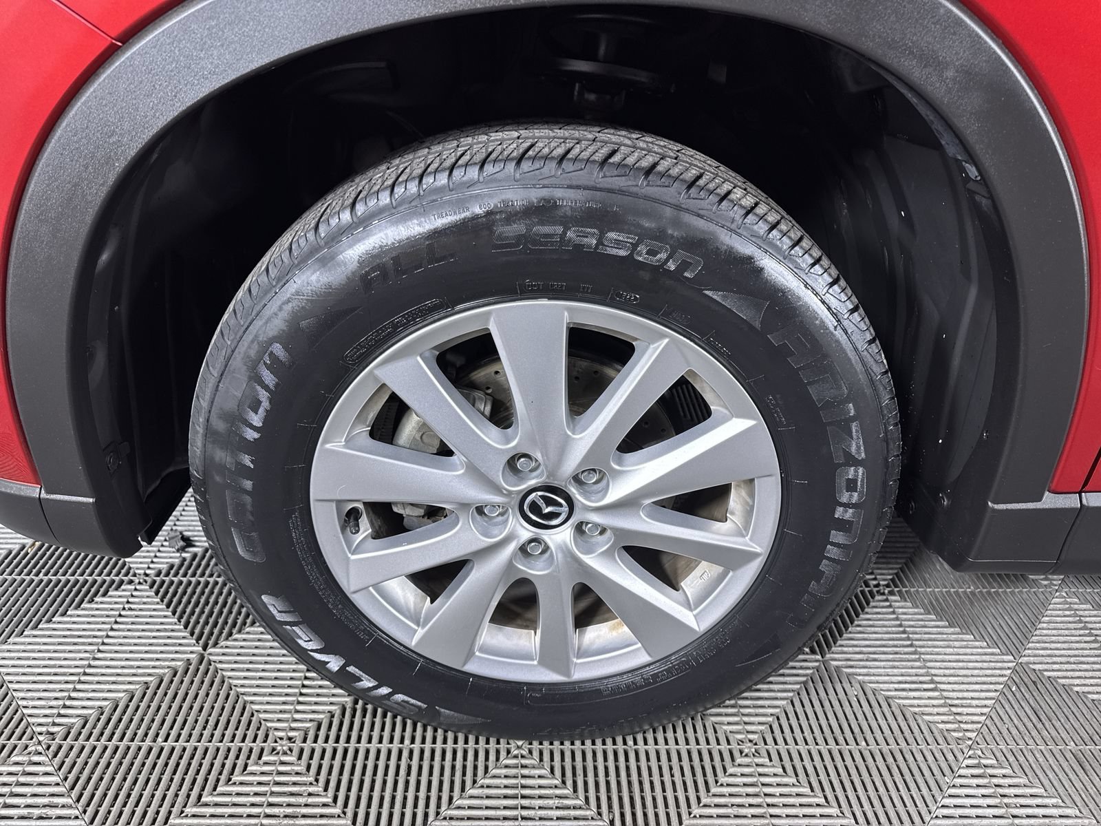 Used 2015 Soul Red Mazda Sport image 23