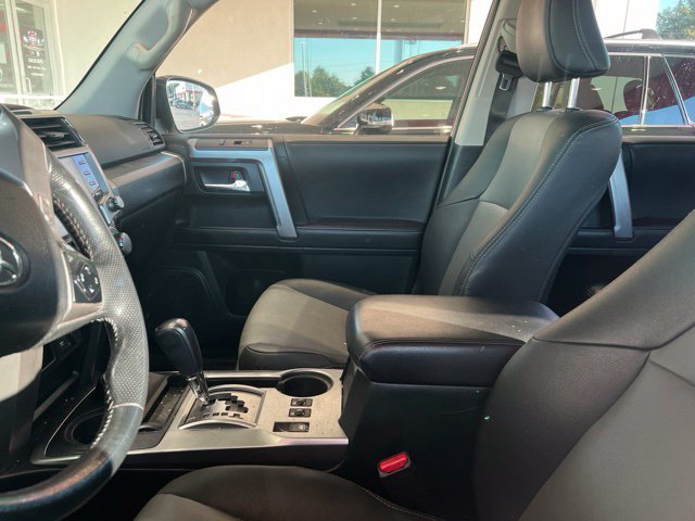 Used 2023 Magnetic Gray Metallic Toyota SR5 Premium image 7
