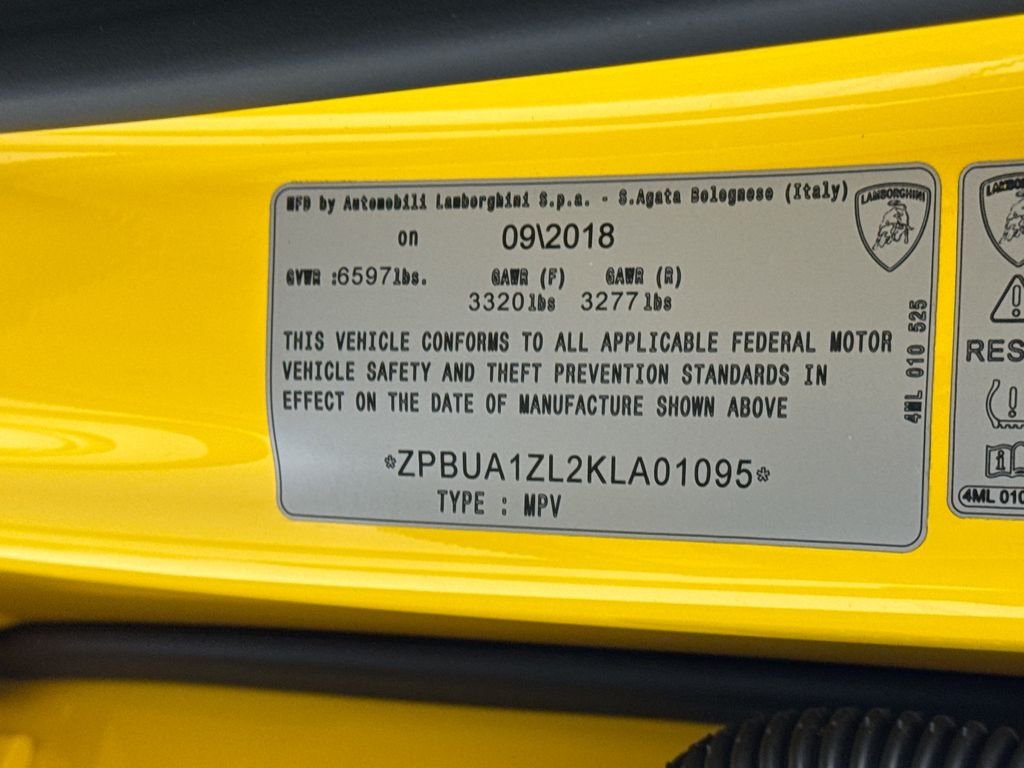 Used 2019 Black Lamborghini Base image 34