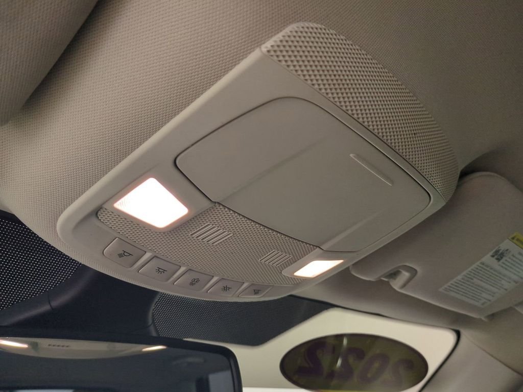 Used 2022 White Ford SEL image 24