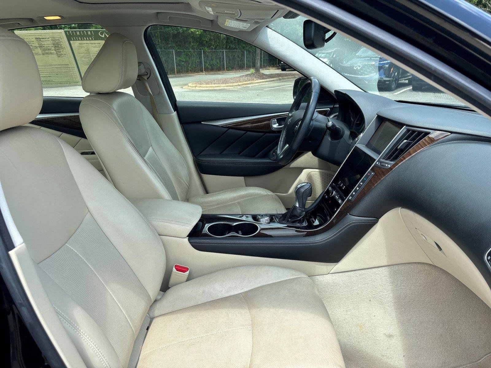 Used 2015 Black Obsidian INFINITI Premium image 40
