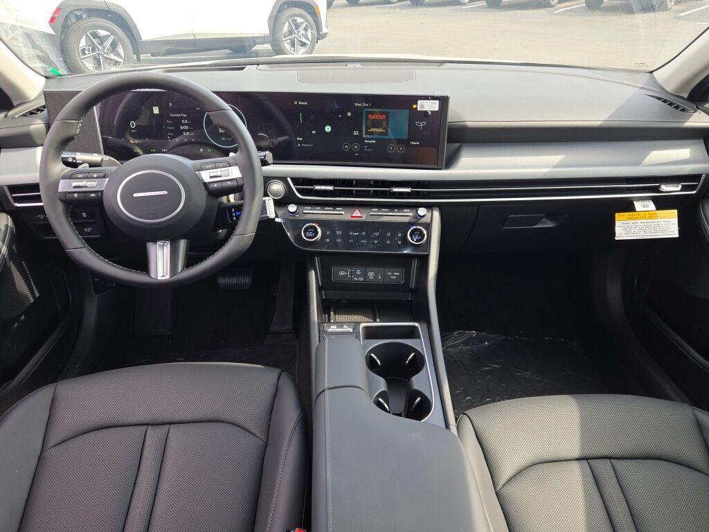 2025 Hyundai Sonata Hybrid Limited - Photo 18
