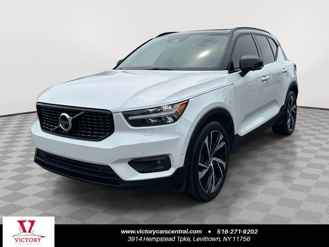 2019 Volvo XC40 R-Design
