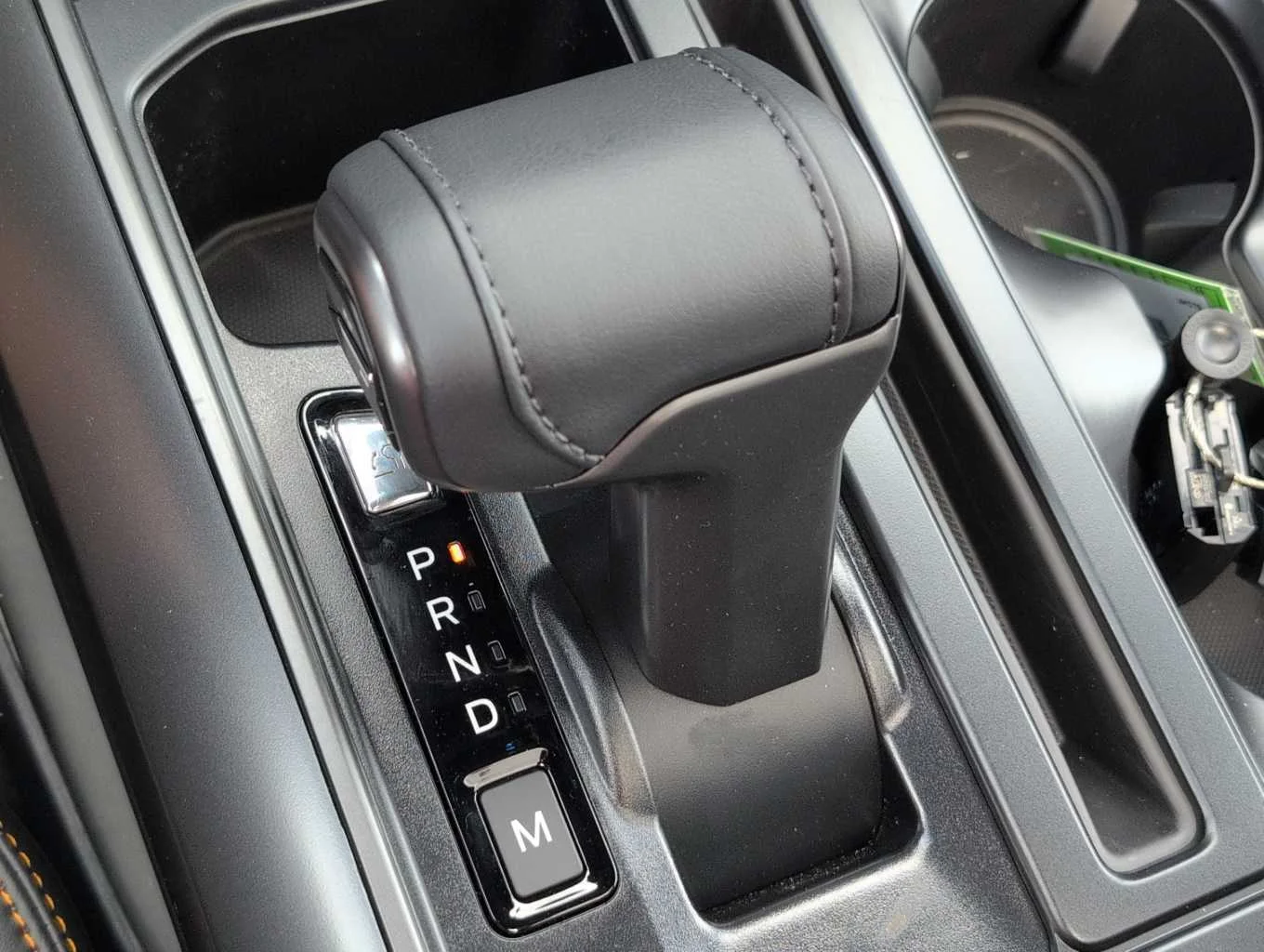 New 2026 Oxford White Ford Tremor image 6