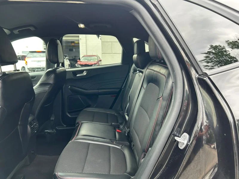 Used 2025 Black Ford ST-Line Sport Utility 4D image 35