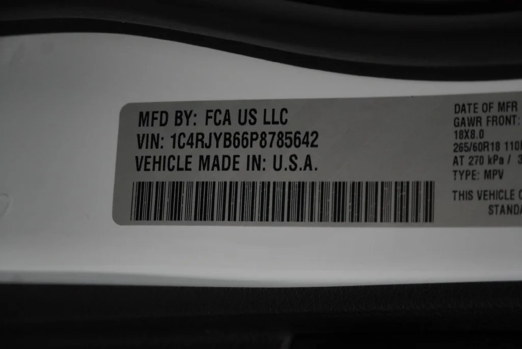 Used 2023 White Jeep 4xe image 48