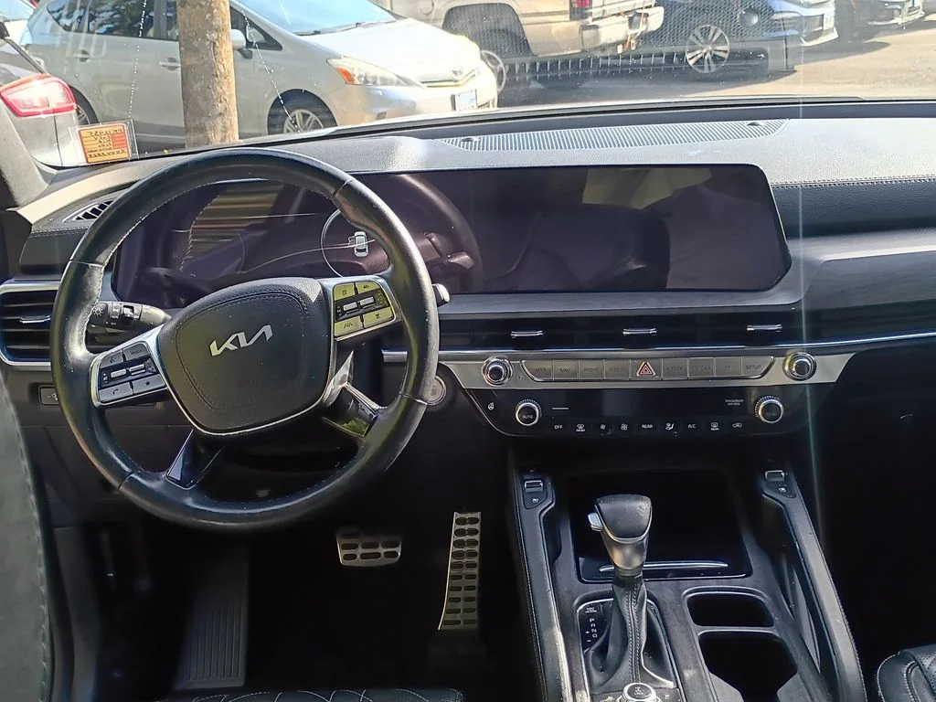 Used 2024 Wolf Gray Kia SX-Prestige X-Line image 19