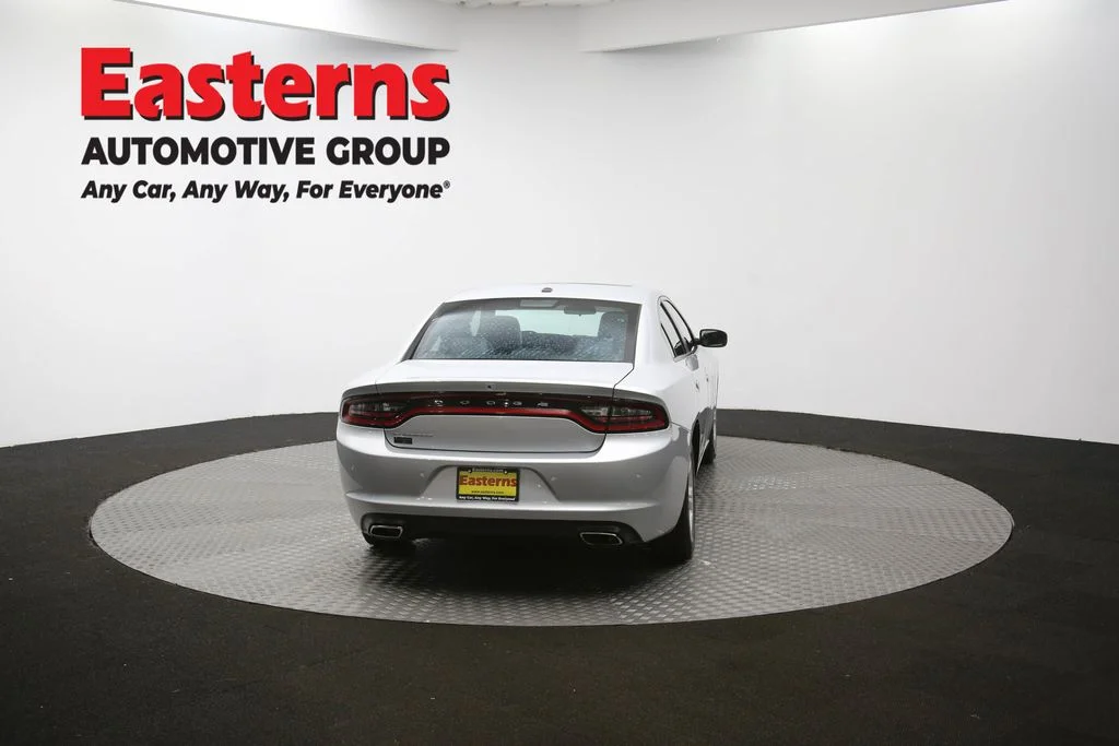 Used 2022 Silver Dodge SXT image 38