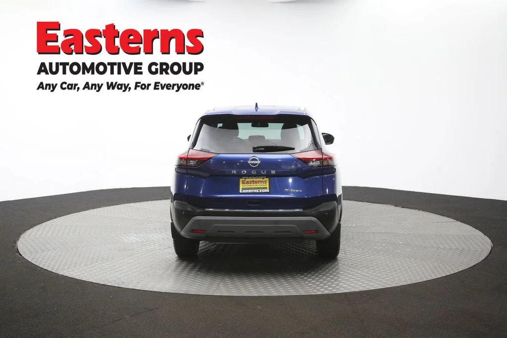Used 2023 Blue Nissan SV image 40
