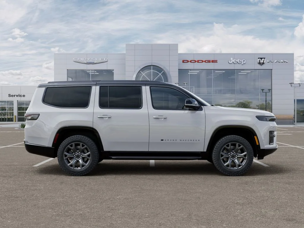 New 2026 Bright White Clear-Coat Exterior Paint Jeep Upland image 21
