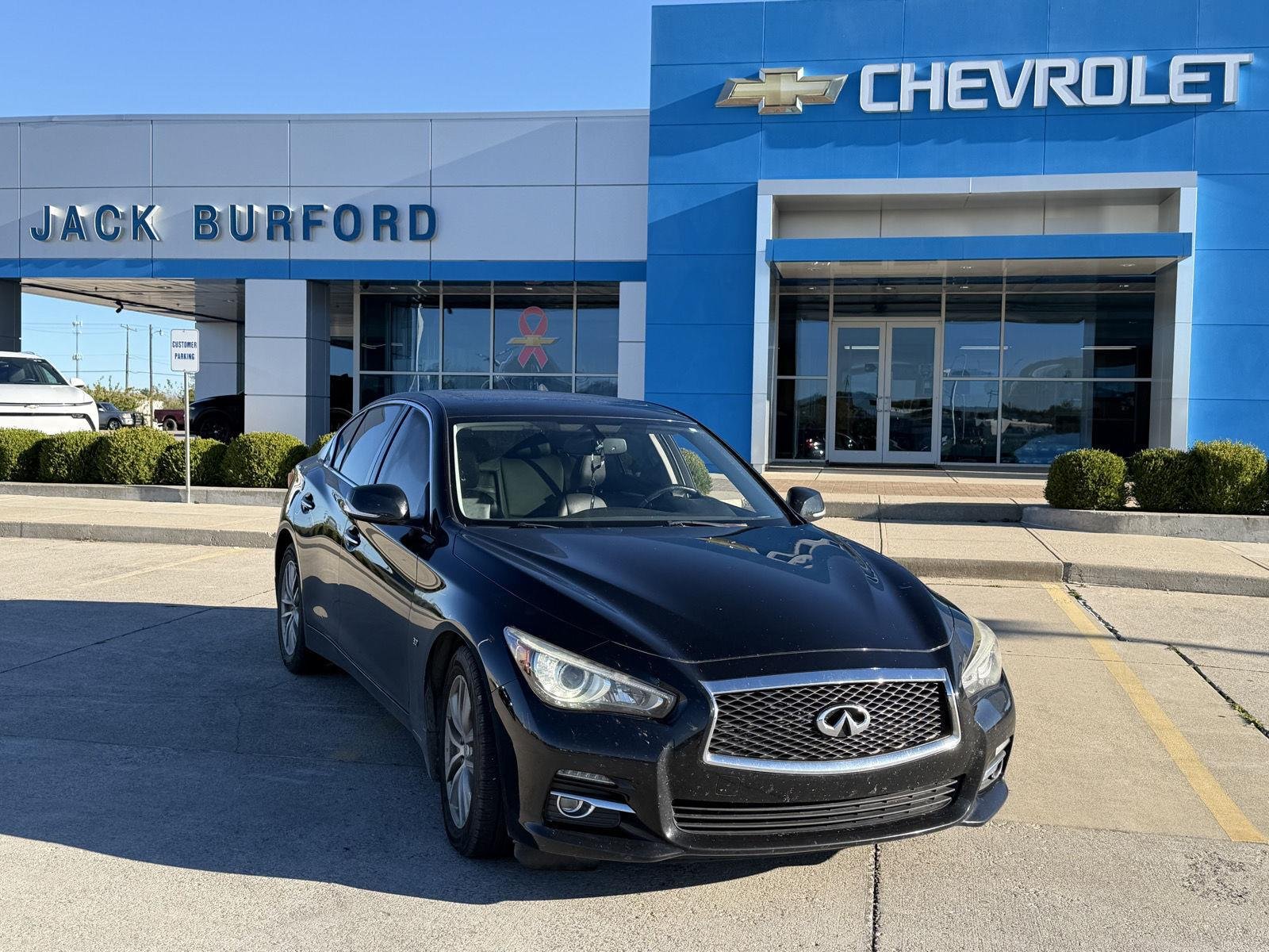 2015 INFINITI Q50