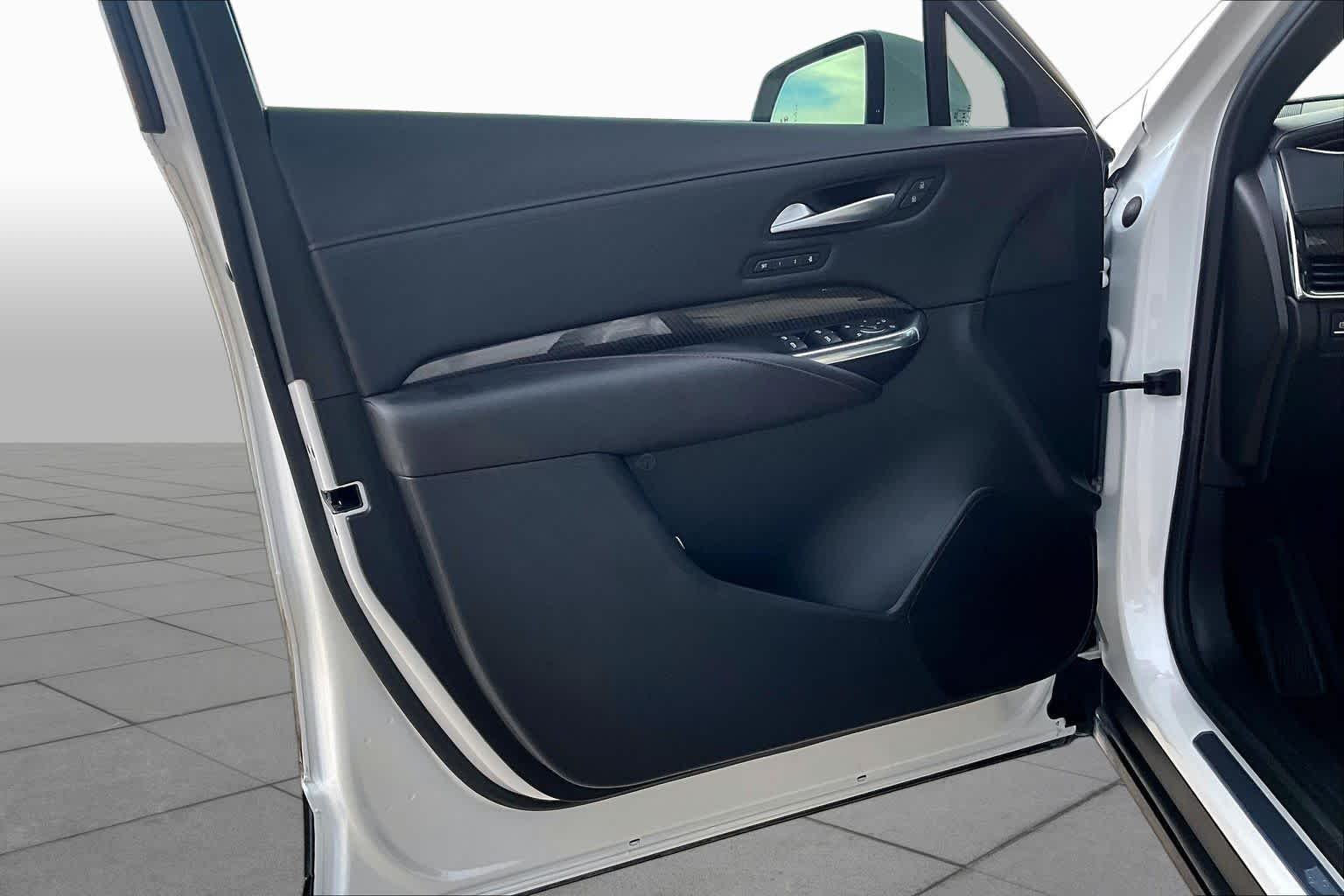 Used 2023 Crystal White Tricoat Cadillac FWD Sport image 22