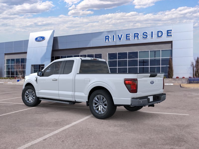 New 2026 Oxford White Ford XLT image 5