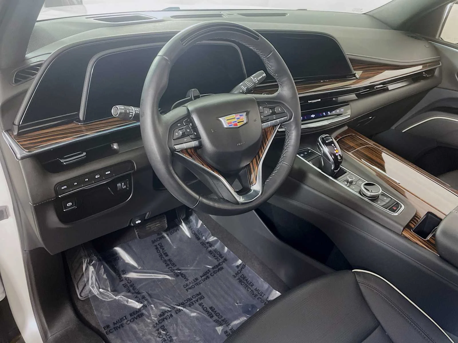 Certified Used 2024 Crystal White Tricoat Cadillac 4WD Premium Luxury image 7