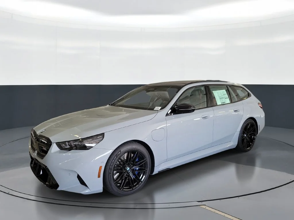 2027 BMW M5