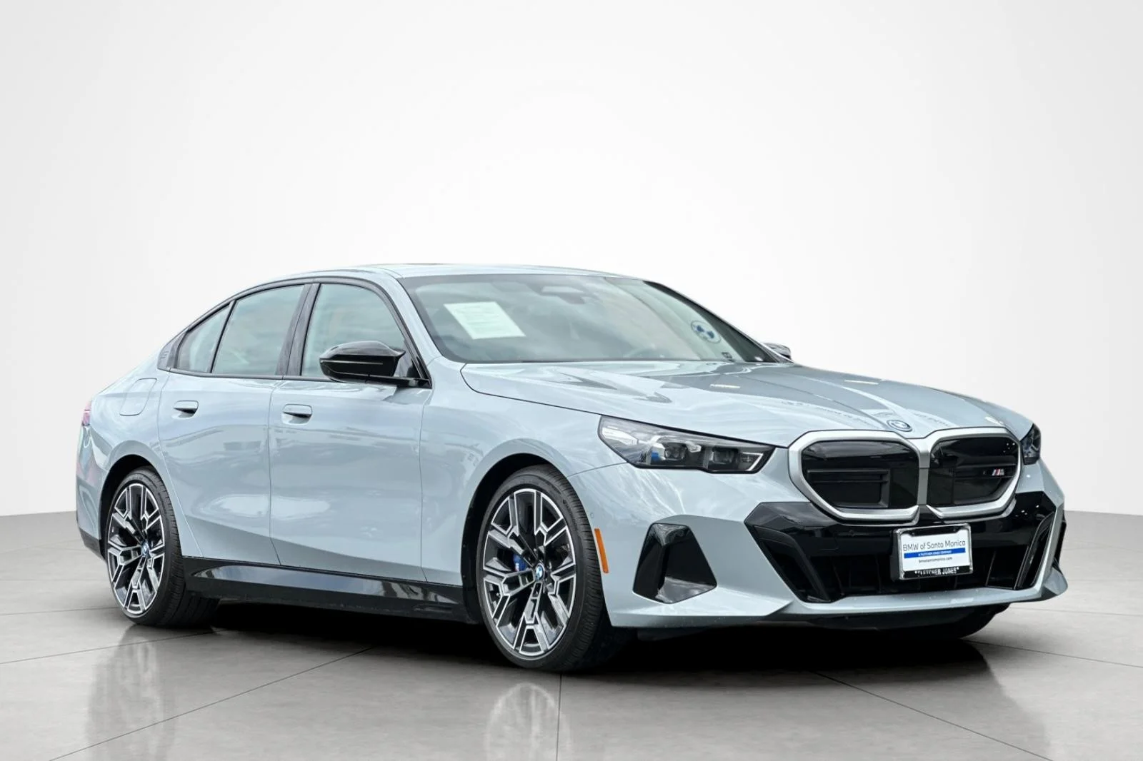 Used 2025 Brooklyn Grey Metallic BMW M60 image 7
