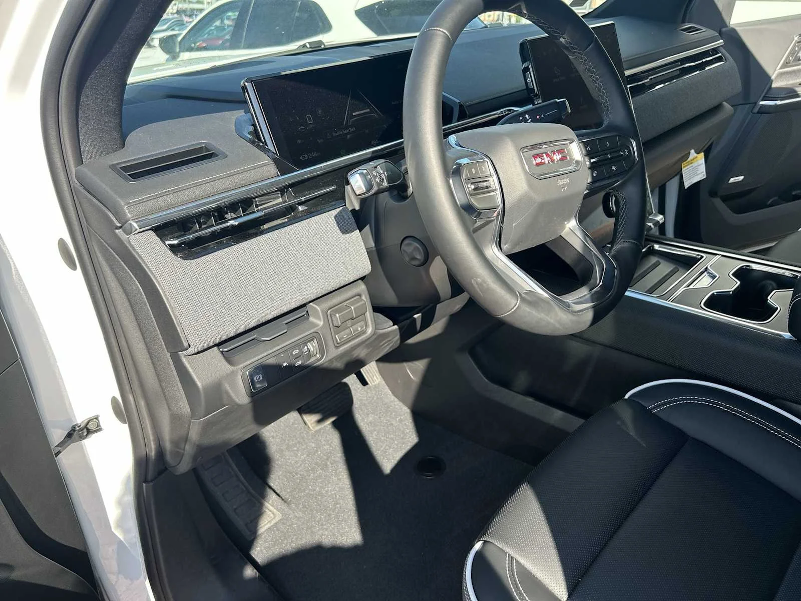 2026 GMC Sierra EV Elevation - Photo 11
