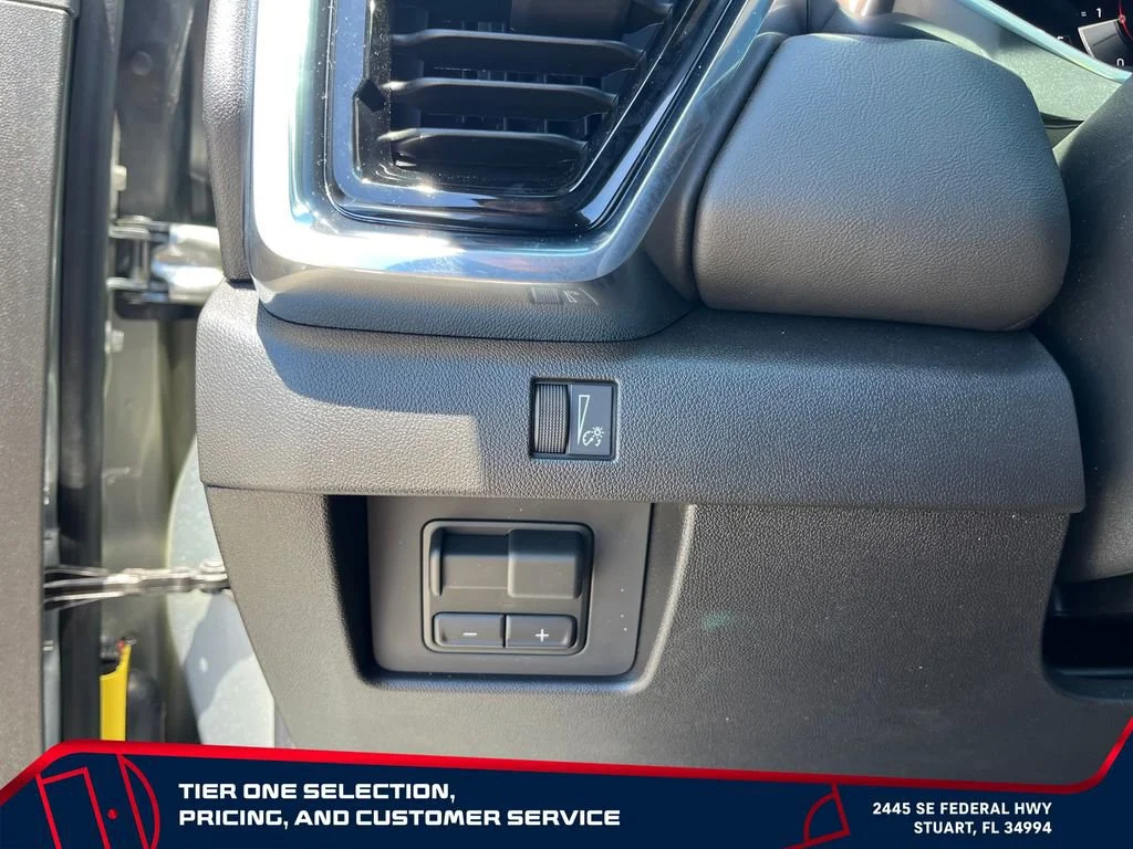 New 2026 Sterling Metallic GMC Elevation image 24