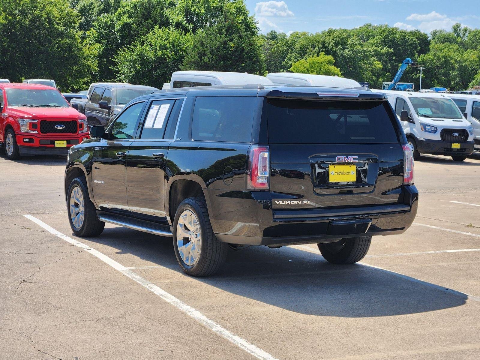 Used 2018 Onyx Black GMC SLT image 4